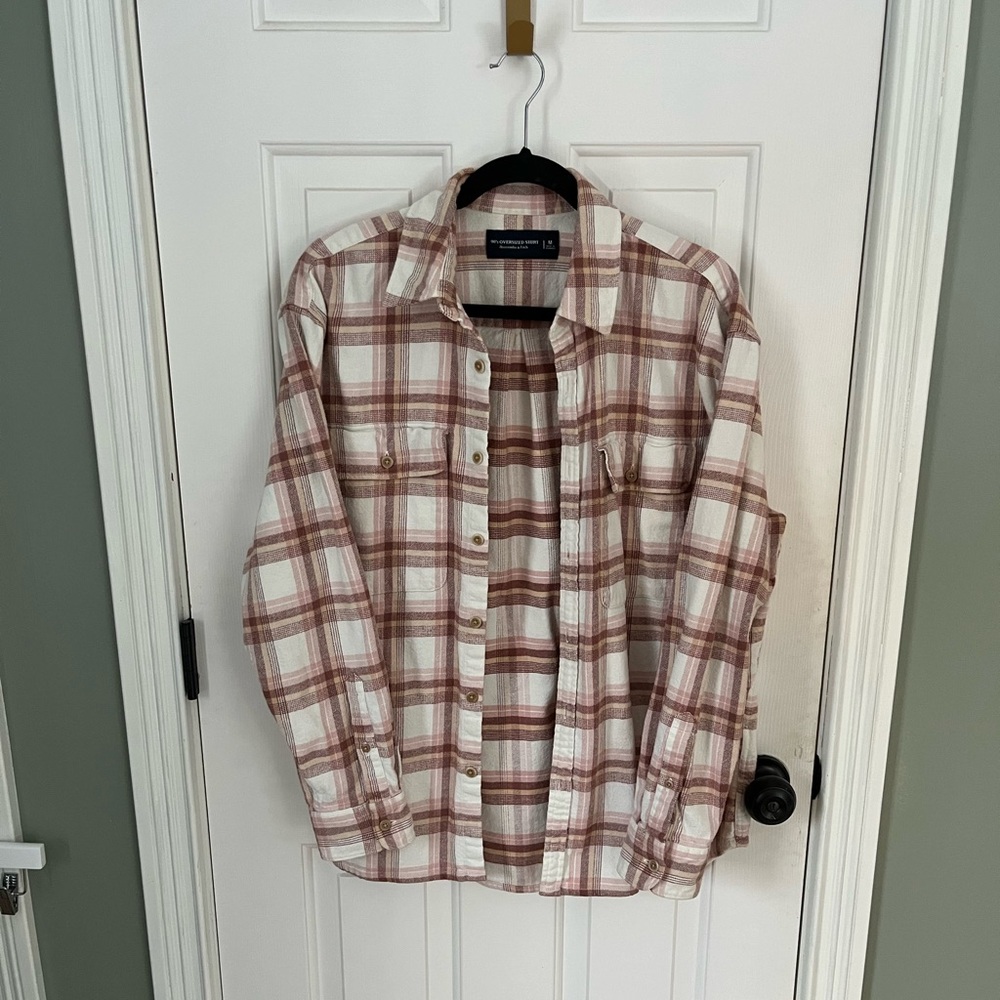 Abercrombie and Fitch Women’s Oversized Flannel Shirt Medium
